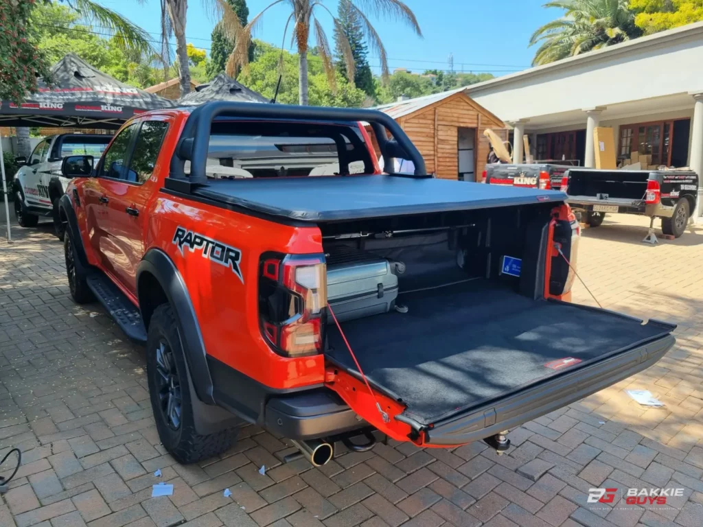 Tonneau KING® Soft Tri-Fold® Tonneau Cover - Image 03 (August 19, 2026)