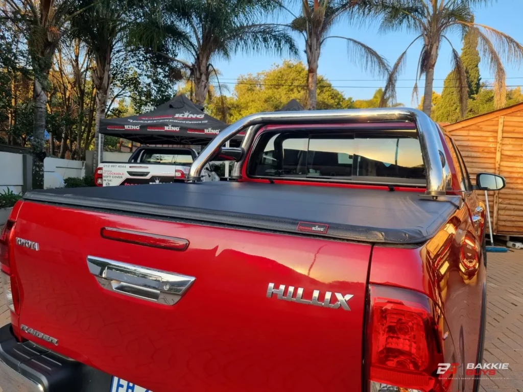 Tonneau KING® Soft Tri-Fold® Tonneau Cover - Image 05 (August 19, 2026)